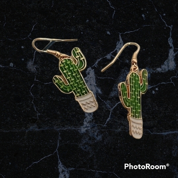 Jewelry - Cactus Earrings